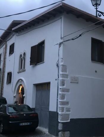 IMG_8293-min-scaled-062be1c8